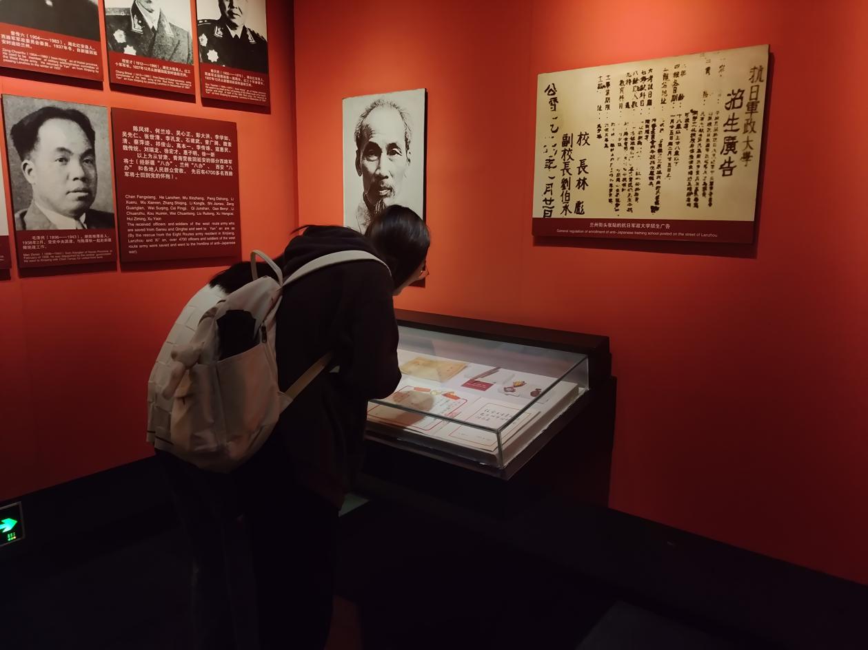 141EDF2E2A1D66FDC4456979FECDAD47