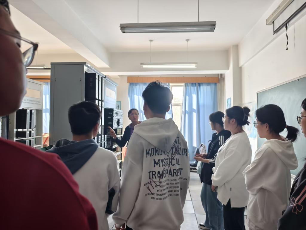 cbd6d4cee9aeaa1d489a2e03b3645e14